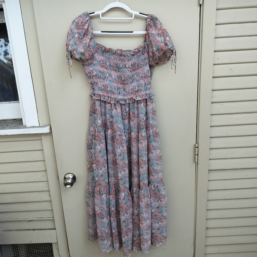 En Saison‎ Short Sleeve Smocked Floral Blue and Pink Floral Midi Dress Peasant - Picture 11 of 12